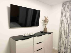 Das hochwertig eingerichtete Schlafzimmer