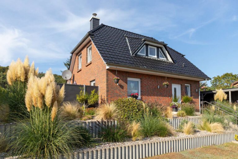 Die gepflegte Aussenanlage
