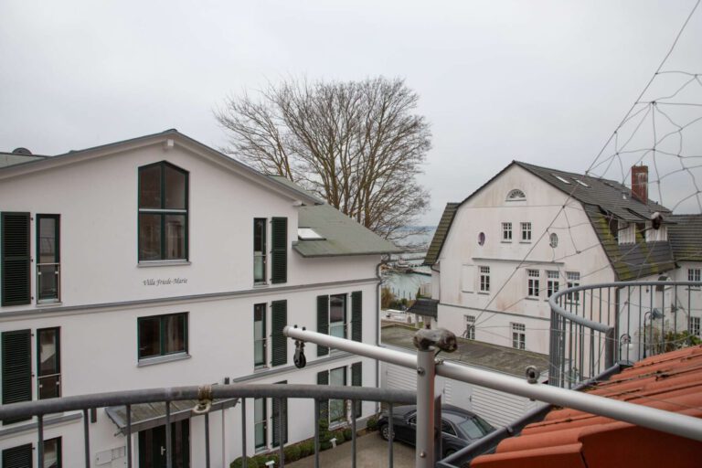 Der sonnige Balkon