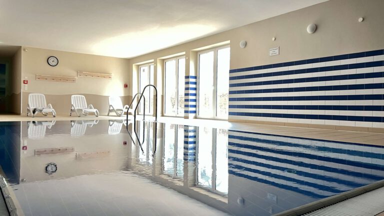 Das gepflegte Schwimmbad