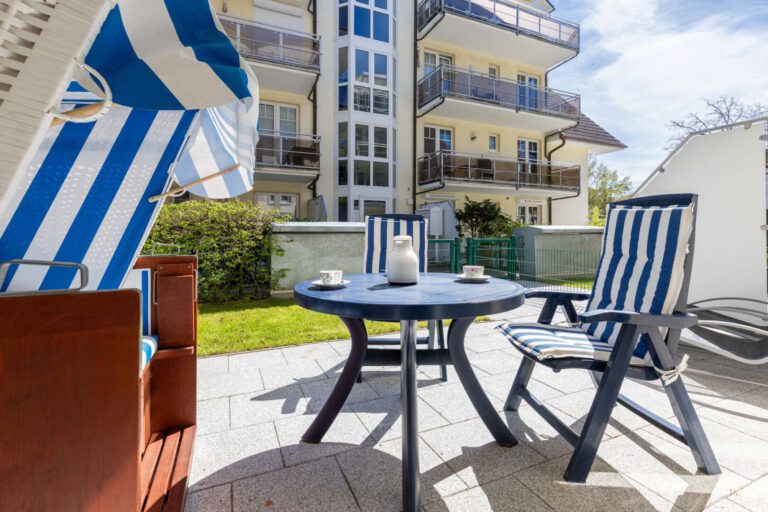 Der sonnige Terrasse
