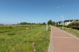 Der entspannende Weg am Meer