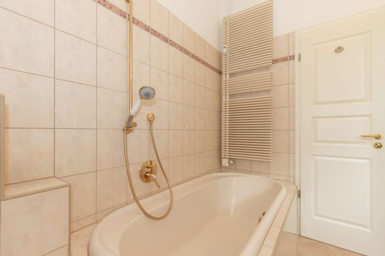 Ihr persönlicher Wellnessmoment - die Badewanne