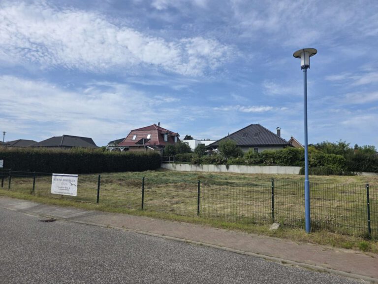 Der Seglerring wird zu Ihrem Zuhause - Grundstück in ruhiger Lage von Lauterbach auf der Insel Rügen