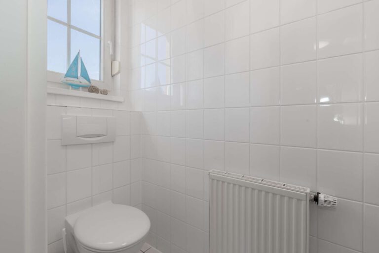 Das praktische WC am Schlafzimmer