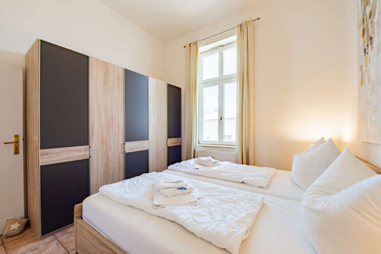 Das Schlafzimmer