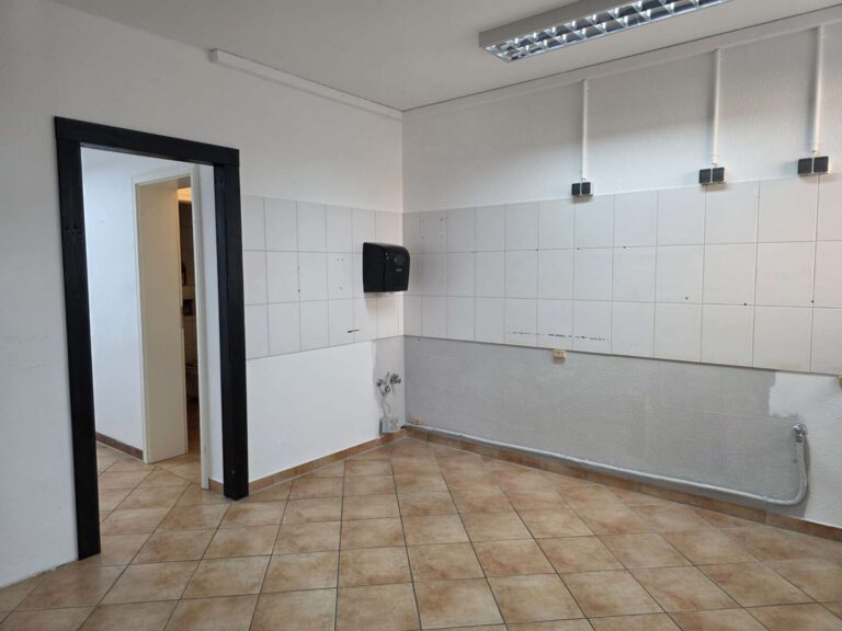 Direkt in der Strandstraße - Gewerbeeinheit in Top Lage vom schönen Ostseebad Baabe