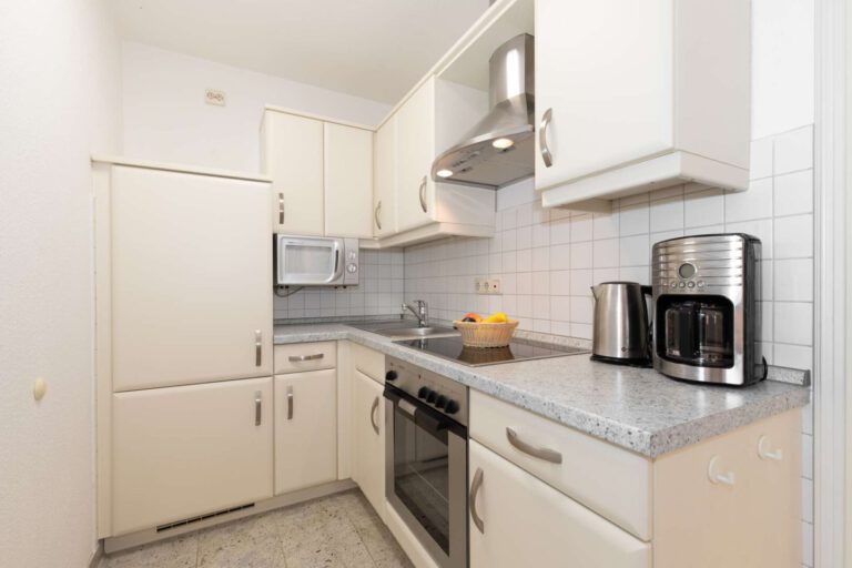 Die vollwertige Einbauküche