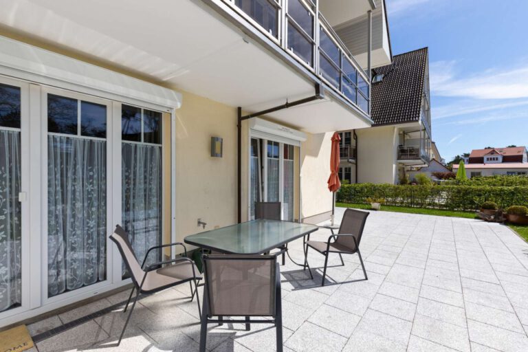 Die einladenden Gartenmöbel