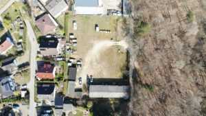 Das großzügig geschnittene Grundstück