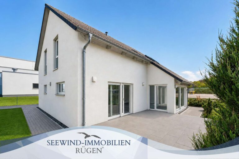 Modernes Einfamilienhaus mit Gartensauna in strandnaher Lage in Glowe