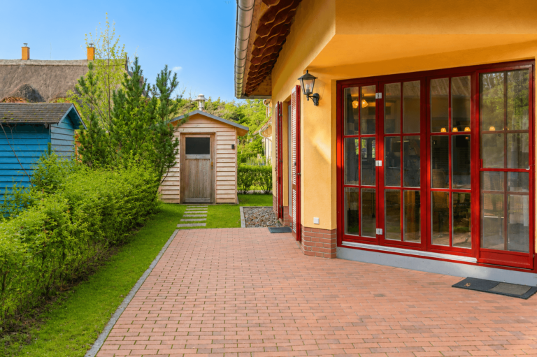 Die großzügige Terrasse