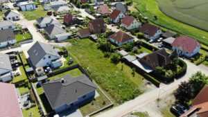 Luftbildaufnahme des Grundstücks