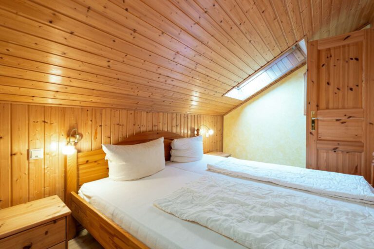 Das kuschelige Schlafzimmer im Obergeschoss