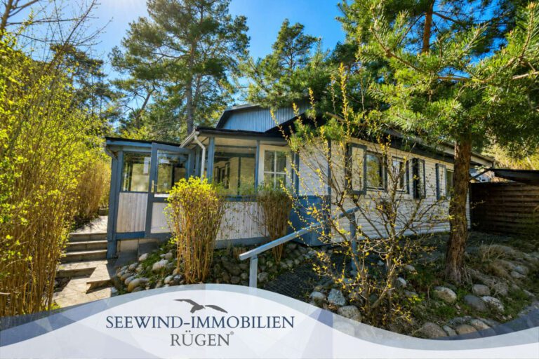 Gemütliches Ferienhaus mit Wintergarten mitten im Grünen im Ostseebad Baabe