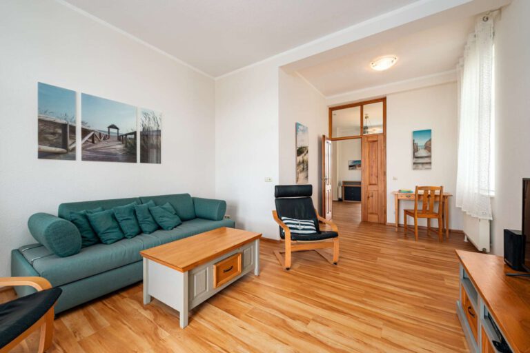 Das helle Wohnzimmer