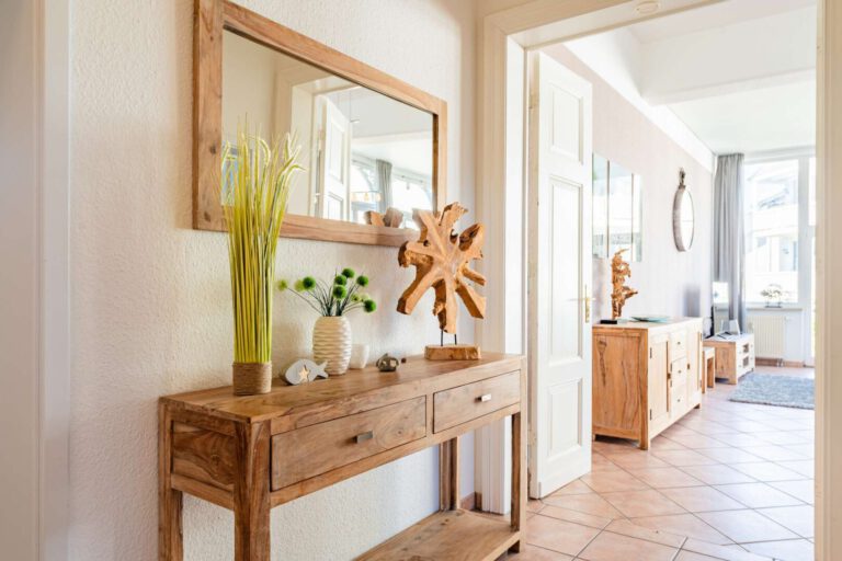 Im Flur der Wohnung