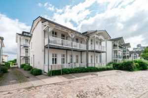 Die maritime Außenansicht von der Straßenseite