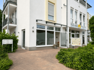 Die großen Fensterfronten