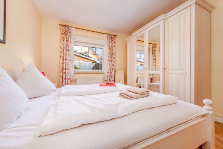 Das ruhige erste Schlafzimmer (Zum Bodden)